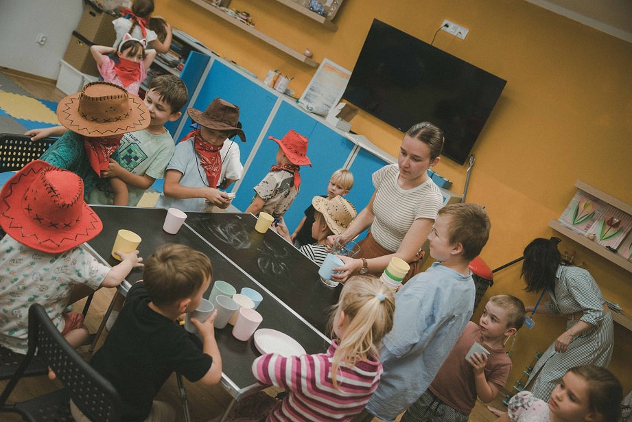 Detské spoločenstvo, hry a program pre najmenších.